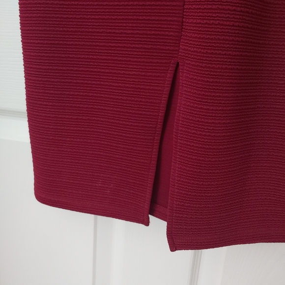 Jacquard textured bodycon mini dress - Picture 6 of 8